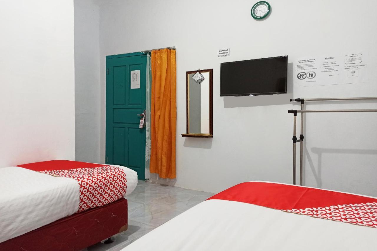Oyo 2611 Hotel Krui Syariah ภายนอก รูปภาพ
