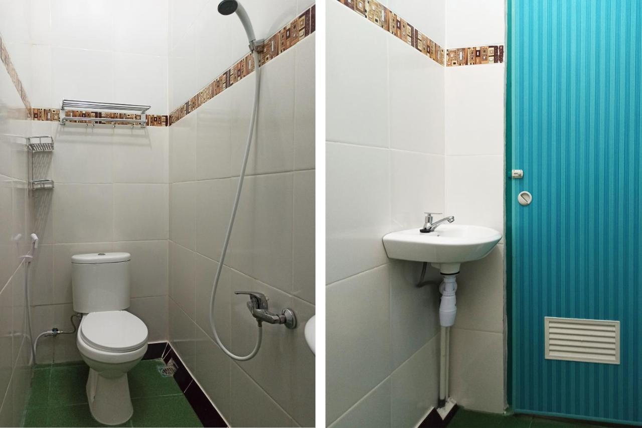 Oyo 2611 Hotel Krui Syariah ภายนอก รูปภาพ